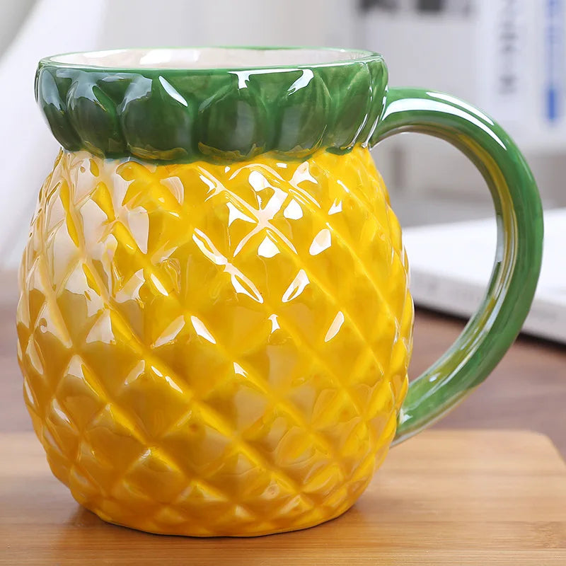 Colorful Fruit Ceramic Mug: Strawberry & Pineapple Fun for Kids and Coffee Lovers!